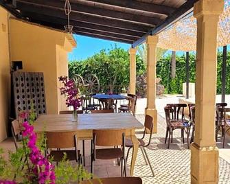 Zinc - Mutxamel - Patio