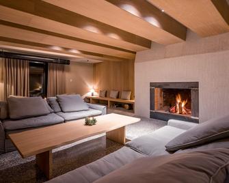 Alpina Hotel - Gudauri - Sala de estar