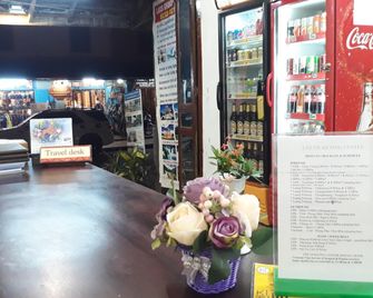 Tony Central Hostel - Luang Prabang - Recepción