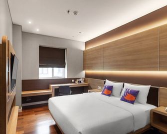 Fox Lite Grogol Jakarta - ג'קרטה - חדר שינה