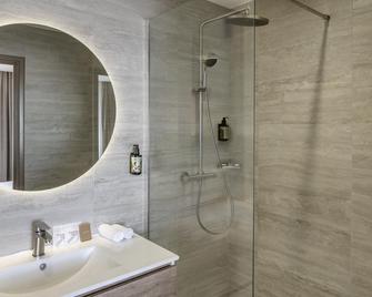 Best Western Plus Sanary - Sanary-sur-Mer - Schlafzimmer