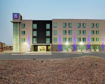 Motel 6 Monahans Tx - Monahans - Building