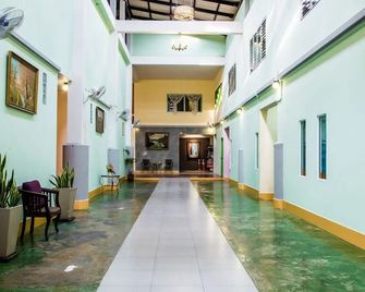 I Na Seaview - Ban Phe - Hallway