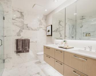 Vancouver (UBC ) one bed room in luxury house - Vancouver - Bathroom