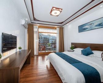 Tuojiang Yinxiang River-view Inn - Xiangxi - Bedroom