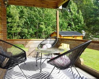 4 Star Holiday Home in Yxlan - Blidö - Uteplats