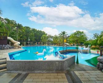 Sgi Vacation Club Villa @ Damai Laut Holiday Resort - Pangkor - Pool