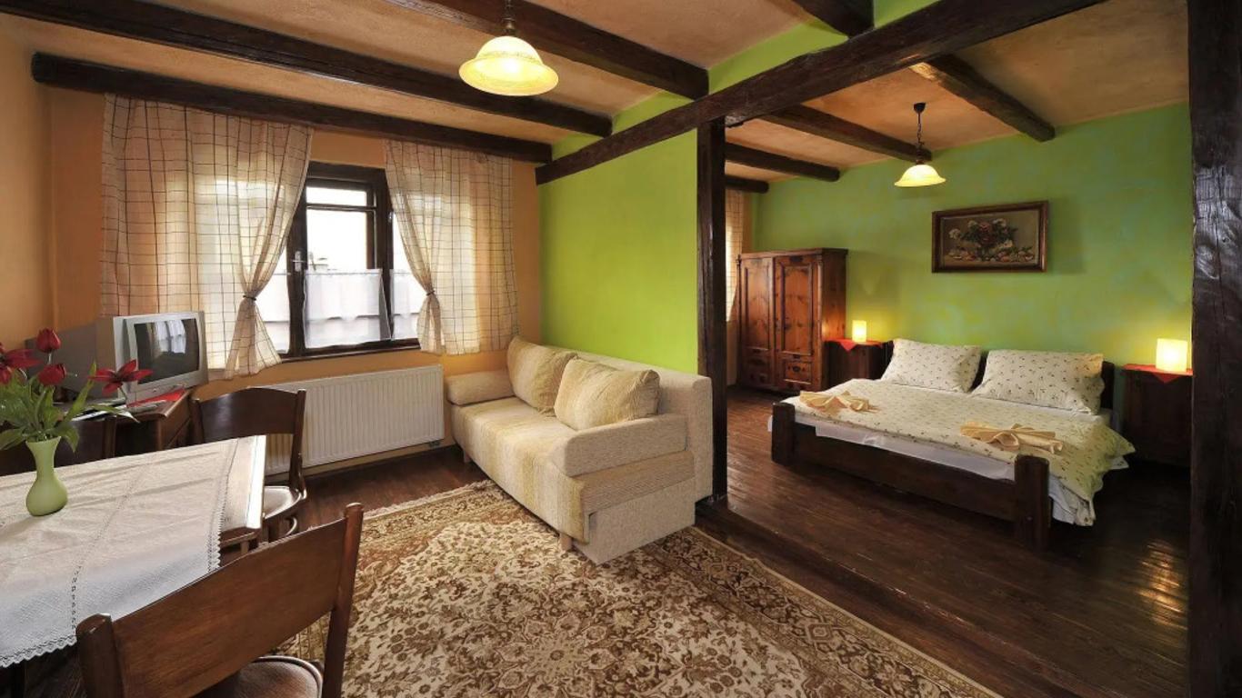 Apartmány Village