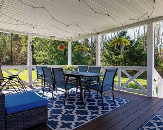 Perfect Spring/Summer Family Getaway! Fills Fast Book Now for Prime Dates. - Mayville - Patio