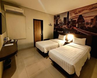 Hotel Sampurna Cirebon - Cirebon - Habitación