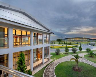 Protea Hotel by Marriott Lusaka International Airport - Lusaka - Byggnad