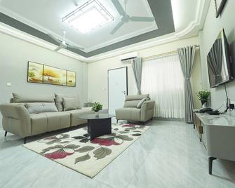 Kings View Apartment - Ablekuma - Sala de estar