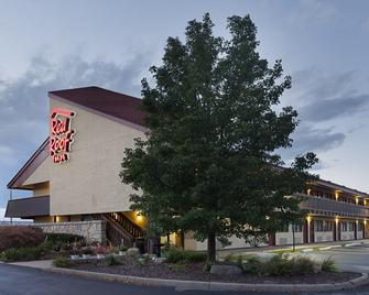 Red Roof Inn Lansing West - MSU - Lansing - Edificio