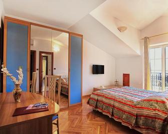 Villa Sveta Eufemija - Bed and breakfast - Rovinj - Bedroom
