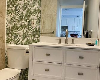 1224- Ilikai Collection 3- Luxury Condo and Beach Views - Honolulu - Badrum