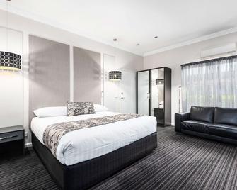 Comfort Inn Deakin Palms - Mildura - Bedroom