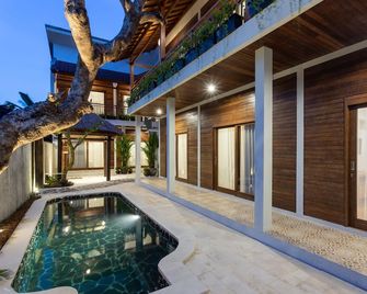 Paisa Ubud - Gianyar - Piscina
