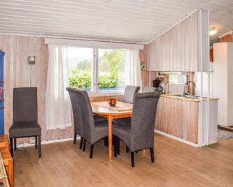 3 Bedroom Awesome Home In Vikersund - Vikersund - Spisesal