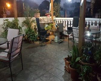 Mariana's Petit Hotel - גוואטמלה סיטי - פטיו