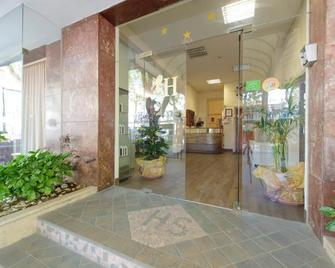 호텔 시레나 리미니 - 리미니 - 로비