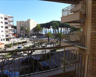Cye 5 Rentalmar - La Pineda - Balkon