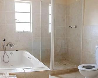 Colesberg Lodge - Colesberg - Ванна кімната