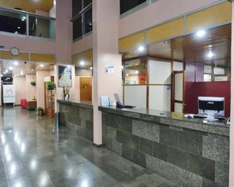 Plaza - Manaus - Front desk