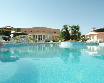 Hotel Minerva - Brindisi - Pool