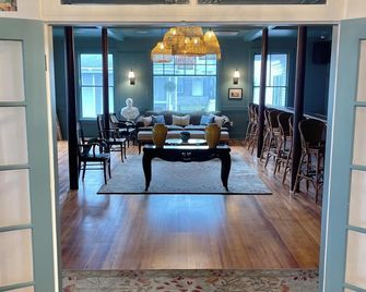 Ocean House Boutique Hotel & Motel - Old Orchard Beach