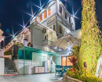 Hotel Karnavati - Mount Abu - Κτίριο