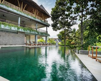 Dinara Ubud - Ubud - Kolam