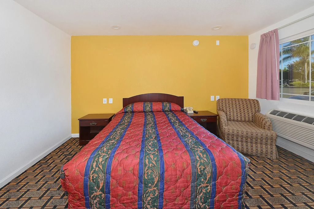 Budget Inn - Rohnert Park - Camera da letto