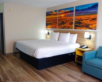 Days Inn by Wyndham Norman - Norman - Bedroom