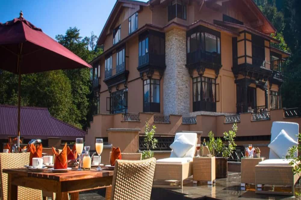 The Chumbi Mountain Retreat - Pelling