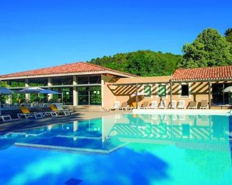 Club Domaine de Château Laval - Gréoux-les-Bains - Πισίνα