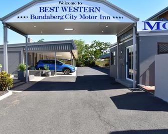 Best Western Bundaberg Cty Mtr Inn - Bundaberg - Building