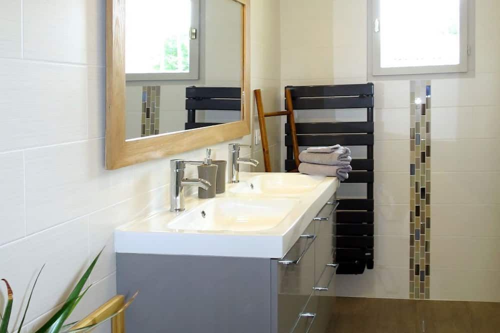Holiday Home Les Chênes by Interhome - Hourtin - Bad