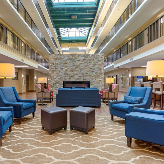 Lounge view of Comfort Suites Fredericksburg South