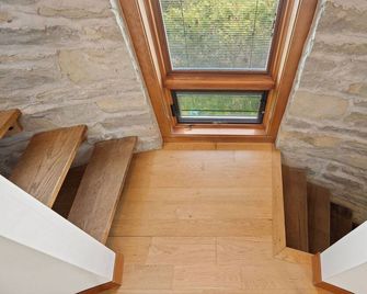 Totally Remodeled 2012 Brenner Tower! - Ellison Bay - Escaleras