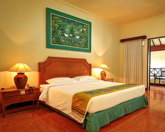 Dewi Sinta Hotel and Restaurant - Табанан