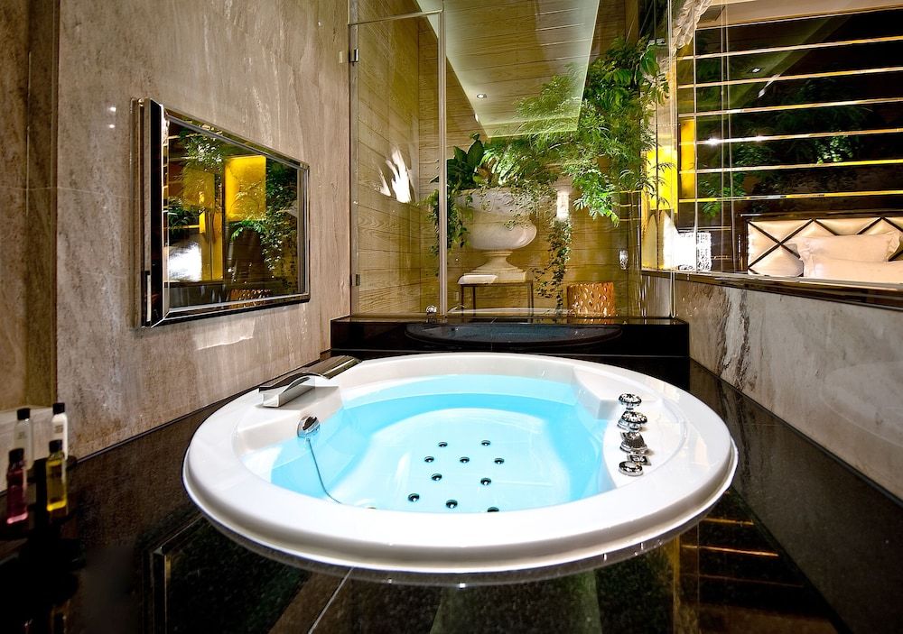 Royal Group Motel Ming Zu Branch - Kaohsiung - Bad