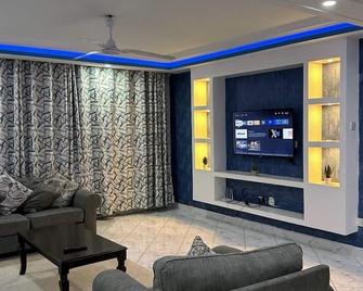 Clalem Apartments & Suites, Malindi - Malindi - Salon
