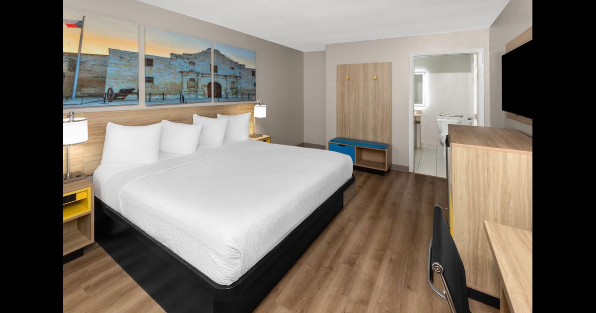 Days Inn by Wyndham Temple in Temple, the United States from £43: Deals ...