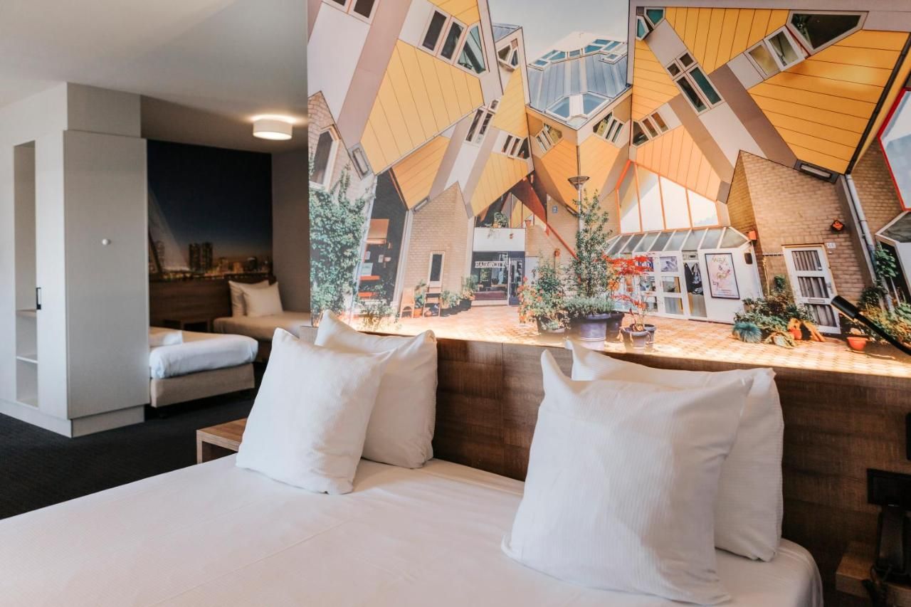 Rotterdam Teleport Hotel thumbnail 3