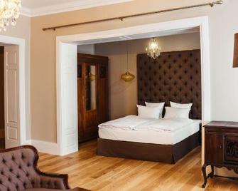 Hotel Tchaikovsky - Kaliningrad - Soveværelse