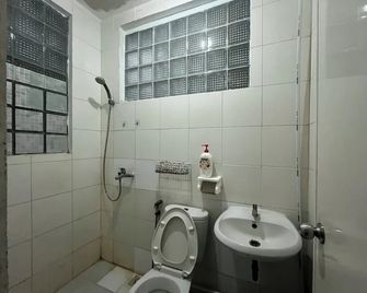 Hotel O Bougenville Resort - Cianjur