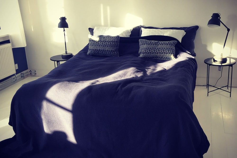 Katrinelund Bed and Breakfast - Tikøb - חדר שינה