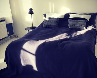 Katrinelund Bed and Breakfast - Tikøb - Chambre