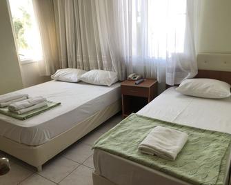 Almir Hotel - Kizkalesi - Habitación