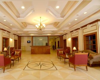 Chanakya Bnr Hotel - Ranchi - Lobby